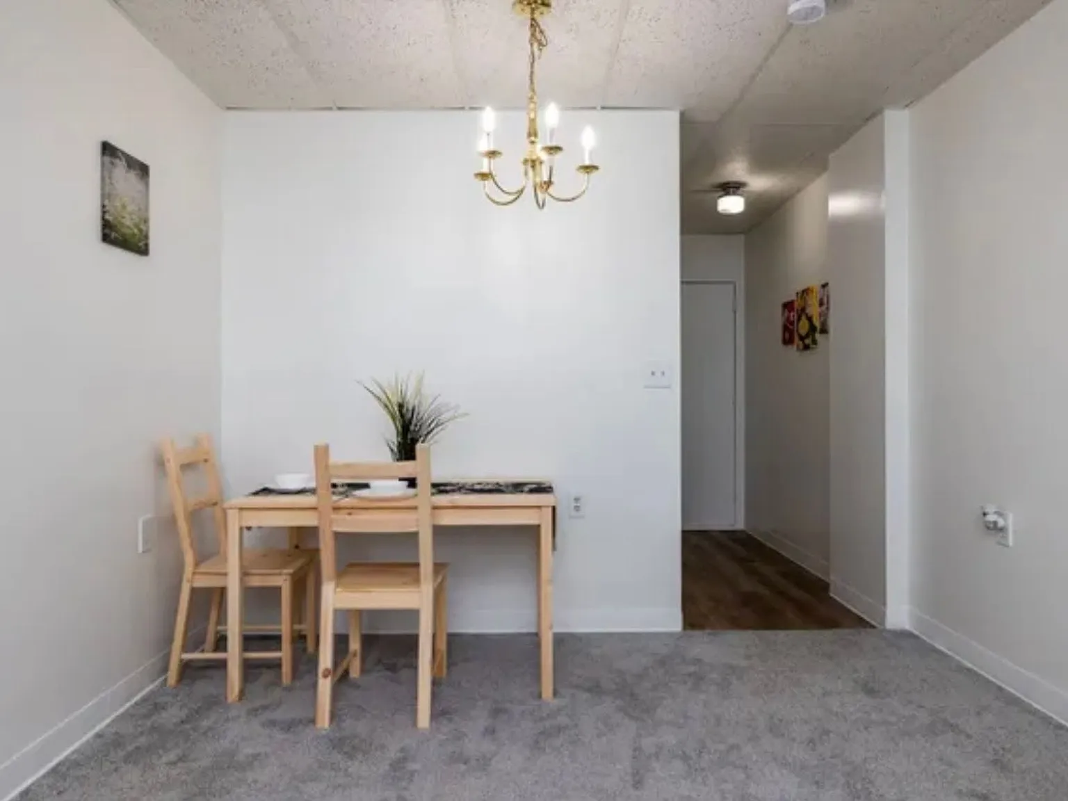 Riverview Apartments — Photo 2