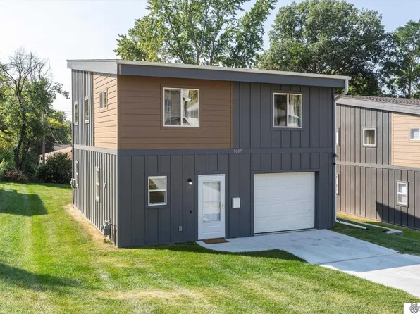 5607 Decatur St, Omaha, NE 68104