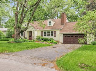 708 Hamilton Dr, Champaign, IL