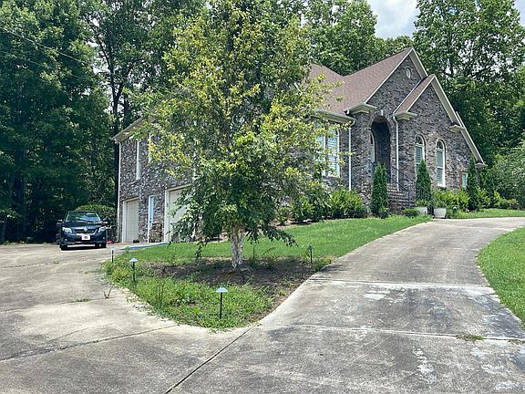3rd image of 175 Ridge View Way