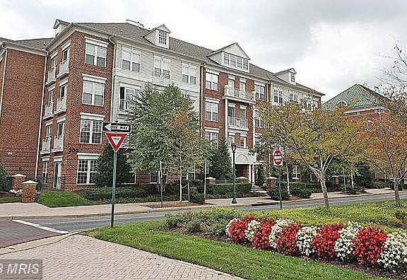2nd image of 300 King Farm Blvd APT 402