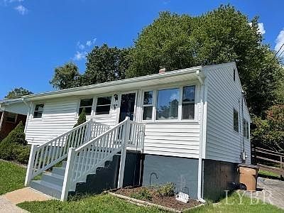 1st image of 1810 Forest St