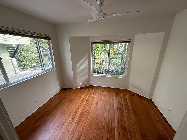 643 Grant St #A — Photo 7