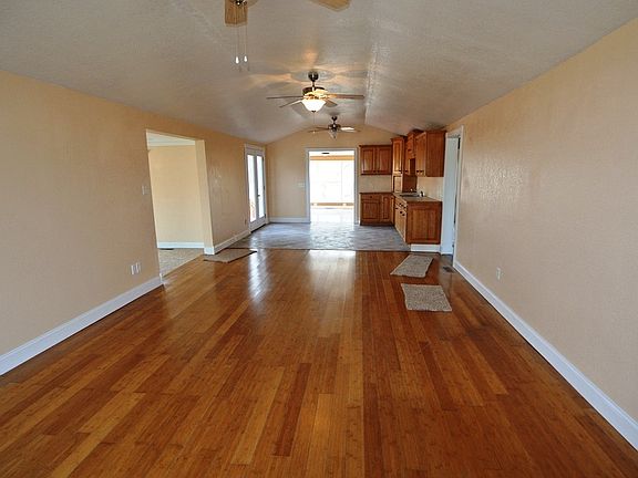 4th image of 1082 County Road 470