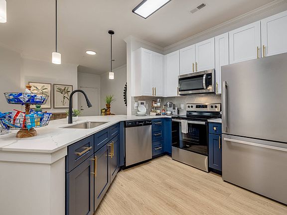 The Banks at Rivergate, Charlotte, NC, Kitchen