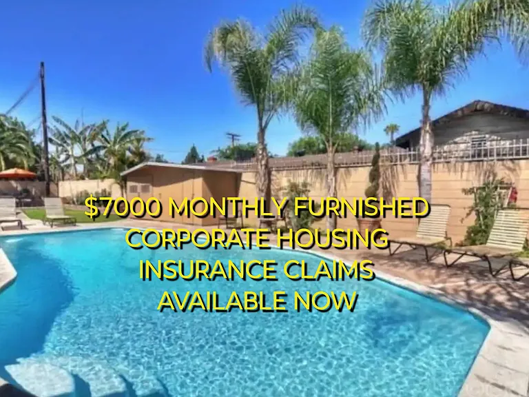 331 E Bluebell Pl — Photo 1