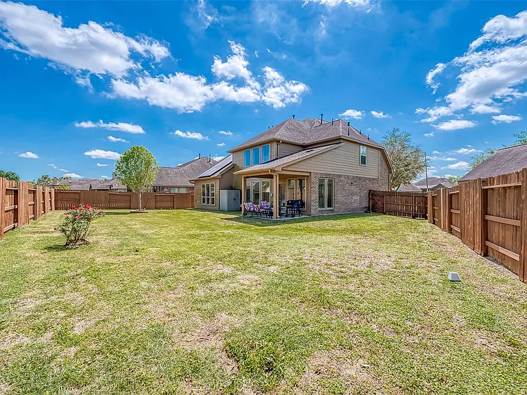 14113 Timber Bluff Dr — Photo 36