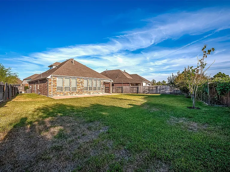 10839 Paula Bluff Ln — Photo 43