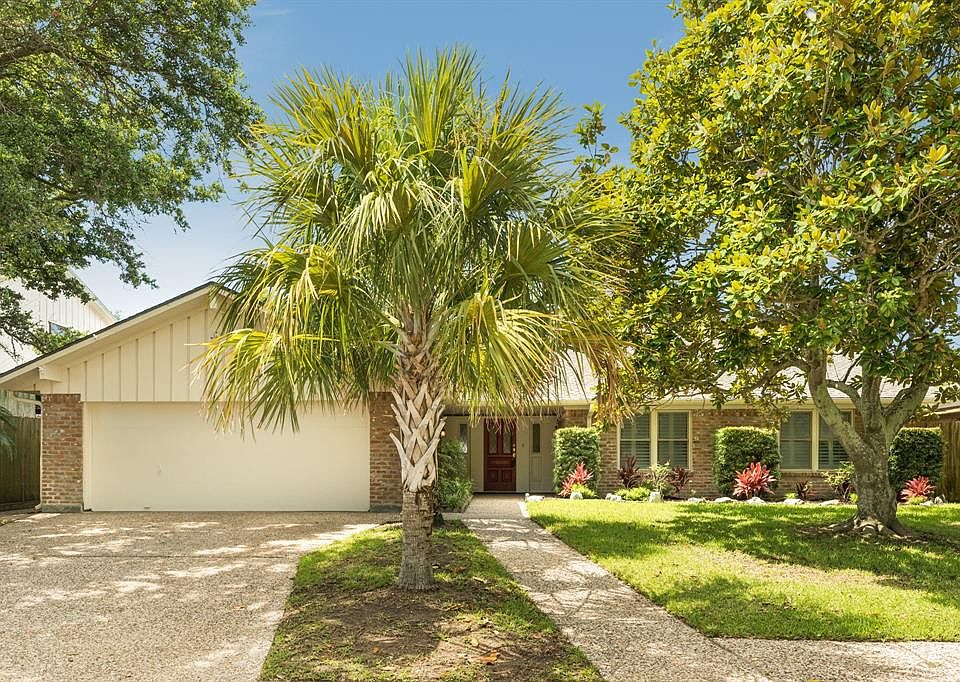 1st image of 36 Quintana Dr