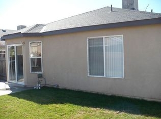 8823 Dakota Ridge Rd SW, Albuquerque, NM 87121