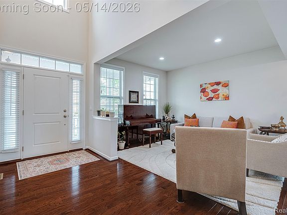 3rd image of 51011 Rockingham Dr