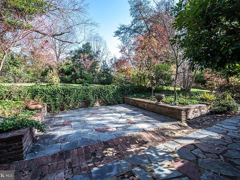 3606 Pinetree Ter — Photo 46