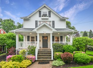 109 Brown Rd, Scarsdale, NY 10583