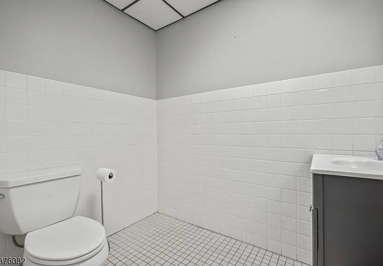 401 Pleasant Valley Way #1 — Photo 2