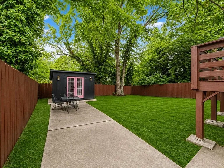 906 Westmont Rd SW — Photo 36