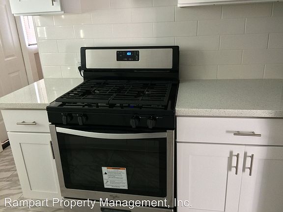 5th image of 3004 1/2 E 6th St