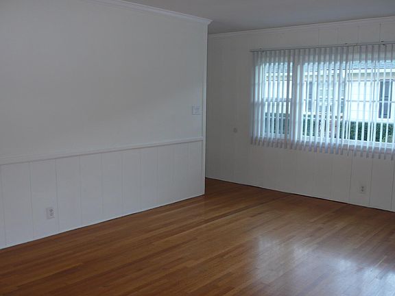 4th image of 4135 Warner Blvd APT B
