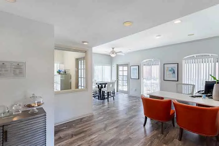 1414 Fountain View Dr #101 — Photo 12