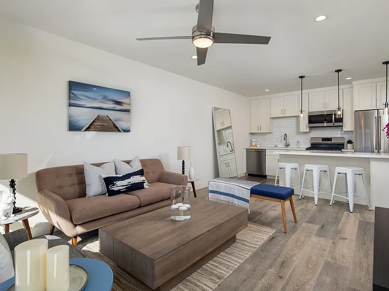 Sierra Street TIC (321 El Segundo/Palm LLC) — Photo 5
