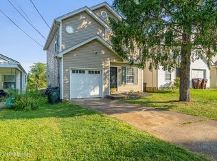 9005 Riley Ave, Lyndon, KY 40242