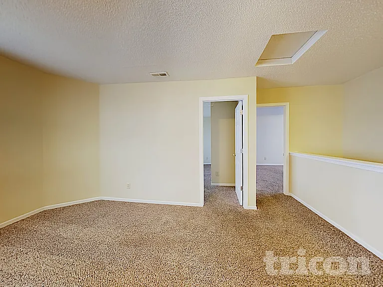 7913 States Bend Ln — Photo 13
