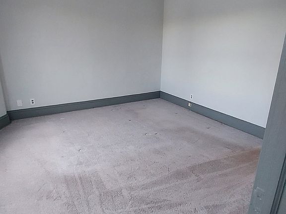 4th image of 2601 S 3rd St #L