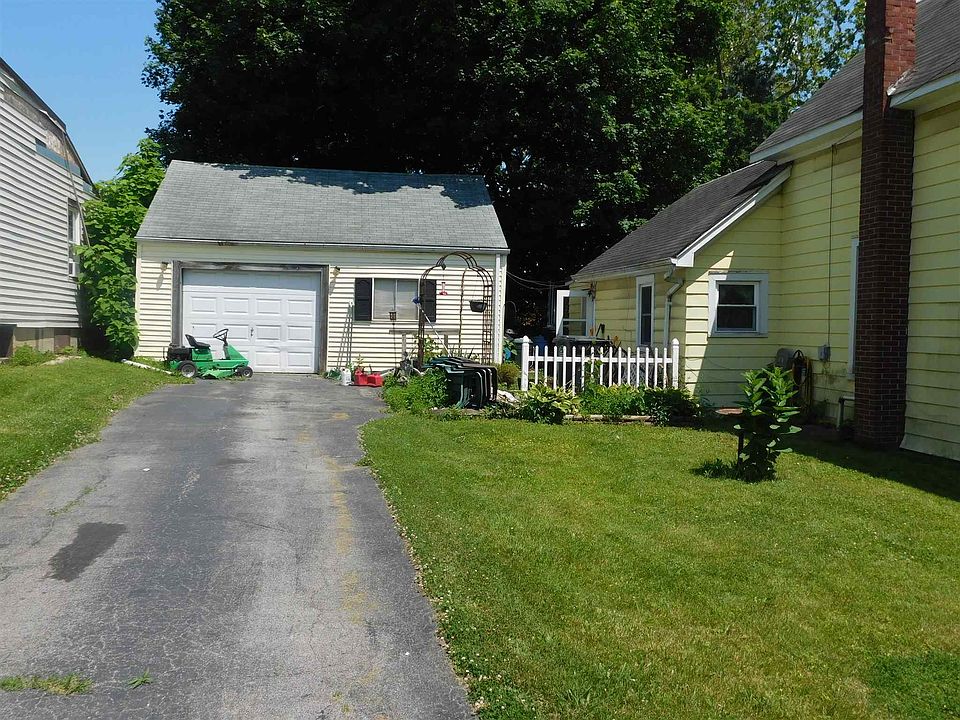 2nd image of 1543 Canfield St