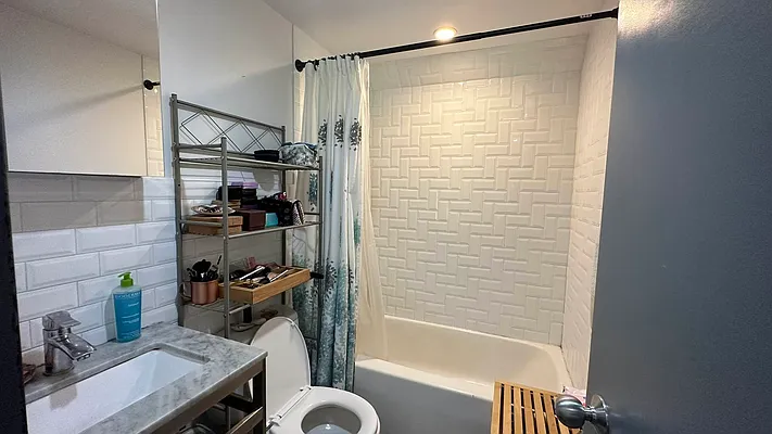 Rented by Delmark Realty LLC | media 13