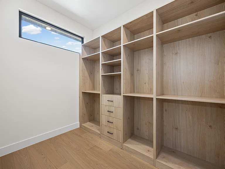 1020 Mountain Leather Dr — Photo 27