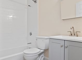 23 Davis Rd APT C7, Acton, MA 01720