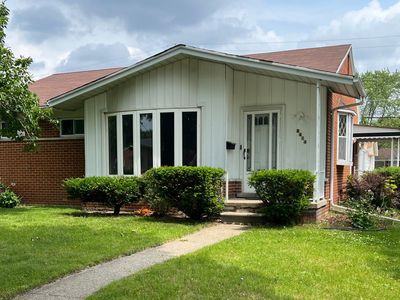8414 Salem Ln, Dearborn Heights, MI, 48127