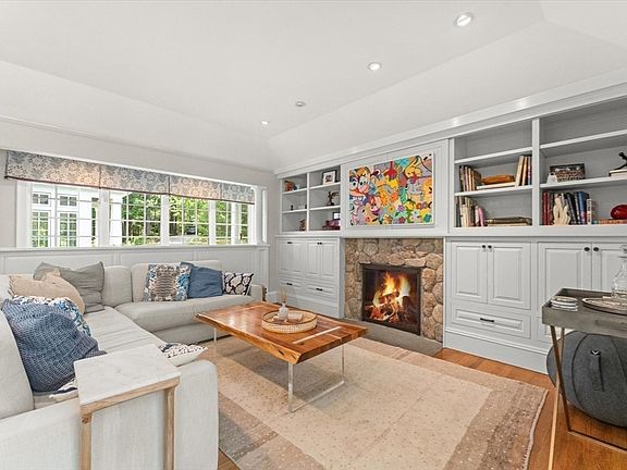 5th image of 1 Colburn Rd
