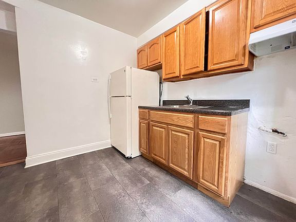 5th image of 85-05 35th Ave #J