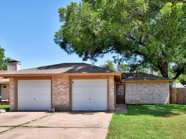 418 Linden St #A, Bastrop, TX 78602