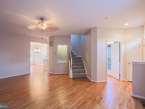 5th image of 9300 Summit View Way