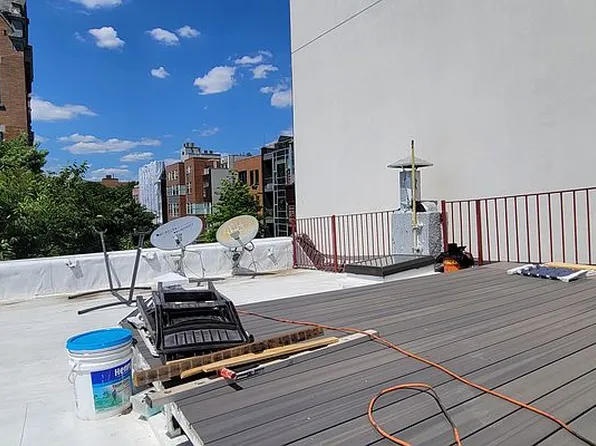 236 Richardson St, Brooklyn, NY 11222