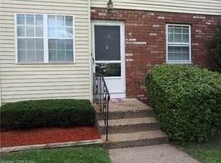 12 Bradley Cir #H12, Enfield, CT 06082