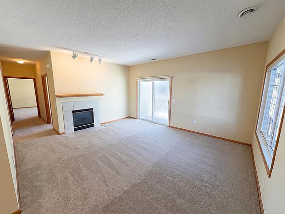 3rd image of 1220 Bergmann Dr