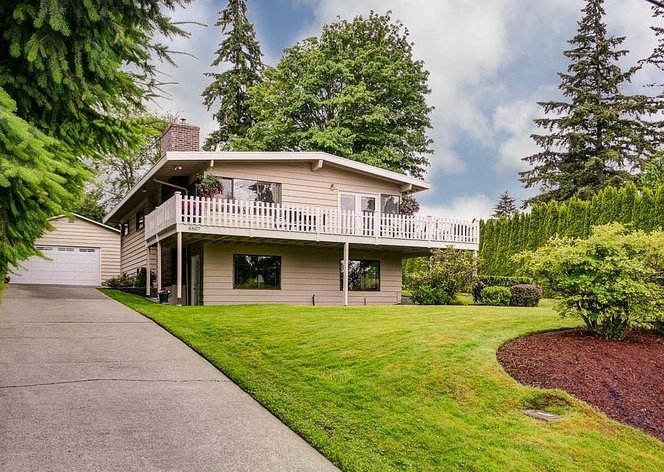 1st image of 8807 NE 161st Pl