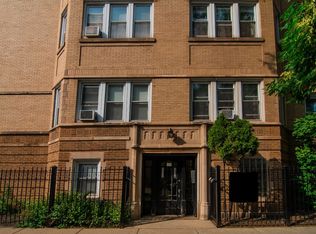 3558 W Belle Plaine Ave #1, Chicago, IL 60618