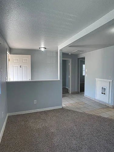 2646 Sharon Ave Photo 1