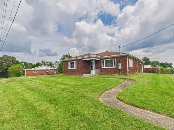 20 Midway Lane, Glen Dale, WV 26038