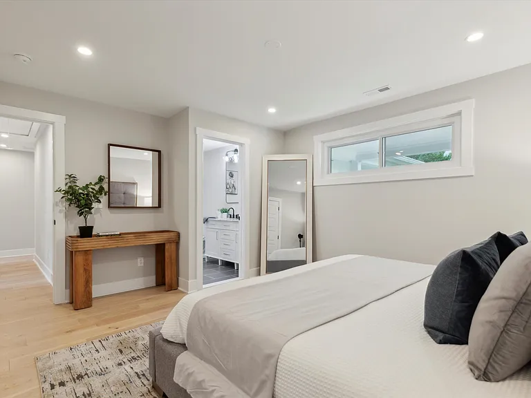 104 Furlong Ave — Photo 44
