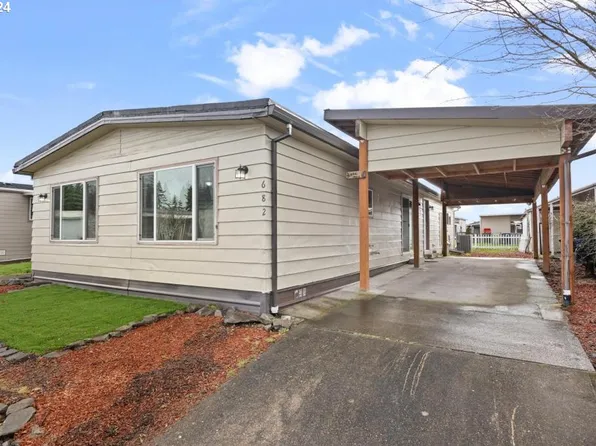 682 SW Concord Way, Beaverton, OR 97006