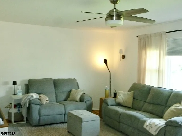 33 N Willow St #1 — Photo 2