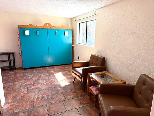 104 Avenida De Velasquez — Photo 12