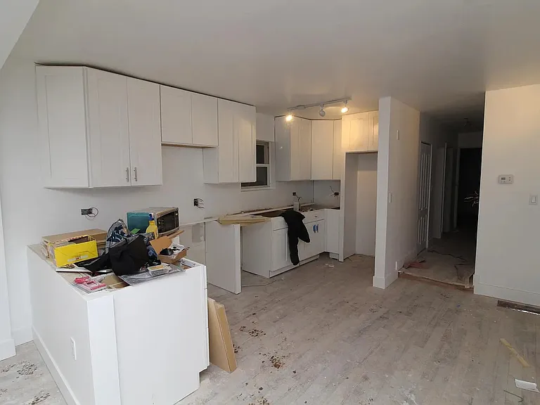 923 S Carpenter St #1F — Photo 9