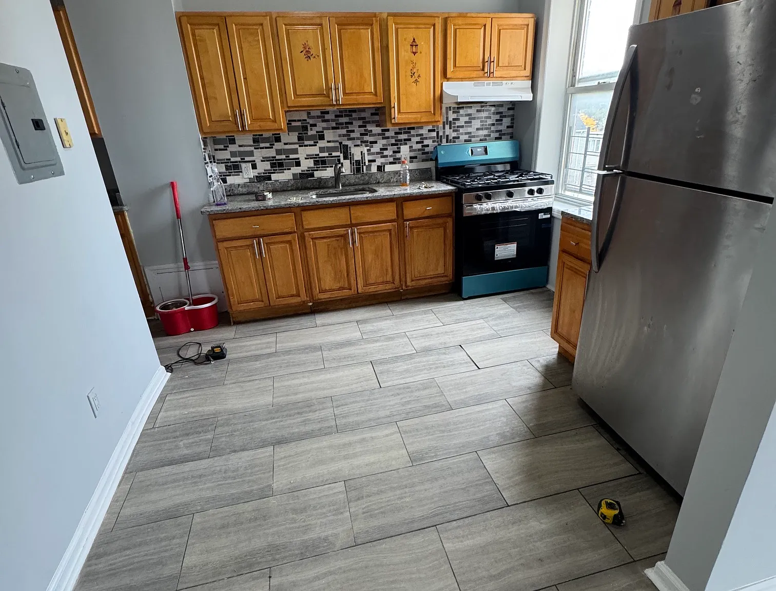 2 bed, 800 sqft, $2,200 — Photo 1