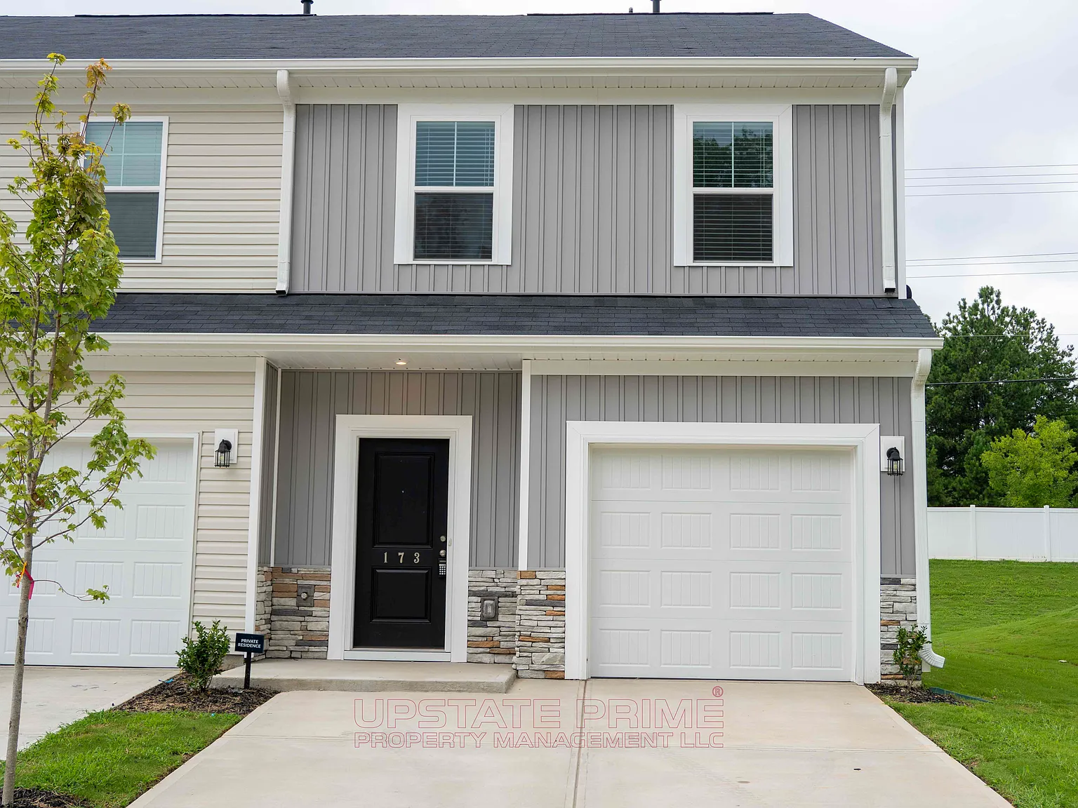 3 bed, 2.5 bath, 1470 sqft, $1,650 — Photo 1