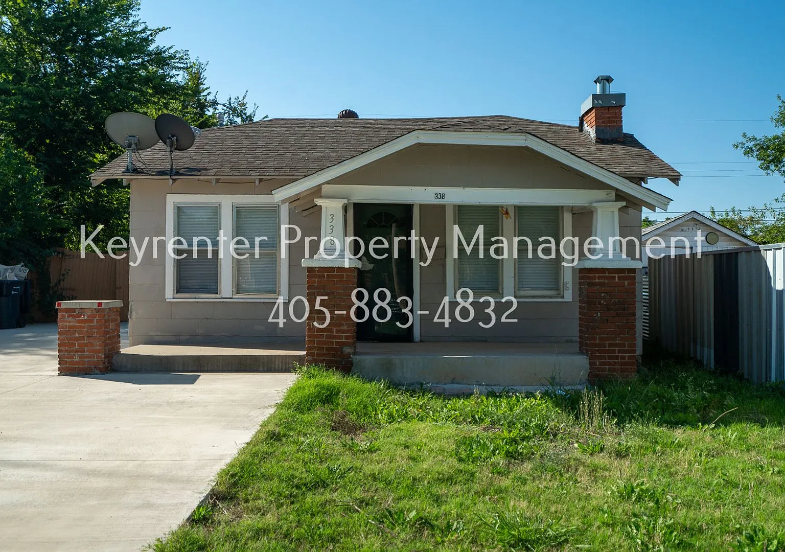 **Move in Special: $500 OFF First Months Rent** - Beautiful 2 Bed 1 bath Home in OKC! — Photo 1
